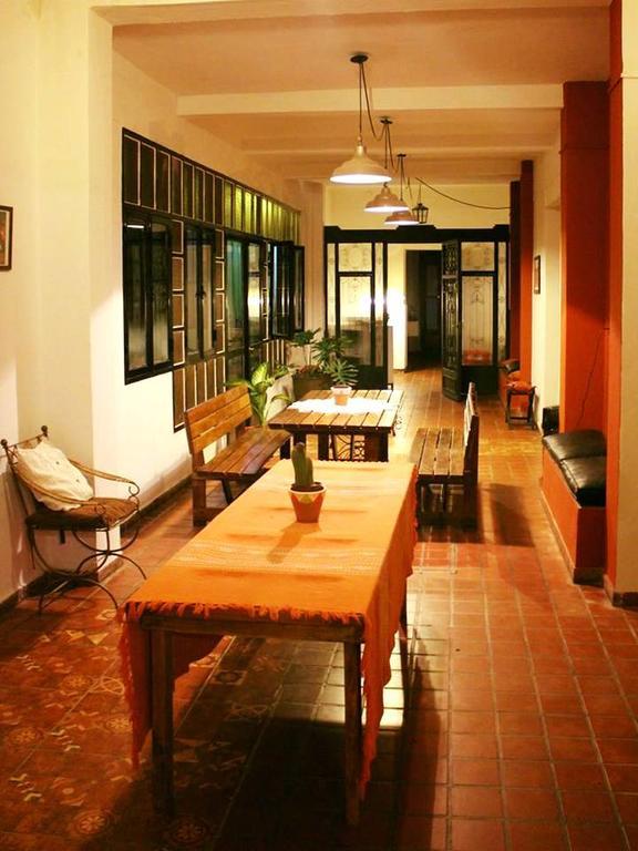 Gute Nacht Hostel Ла Риоха Екстериор снимка